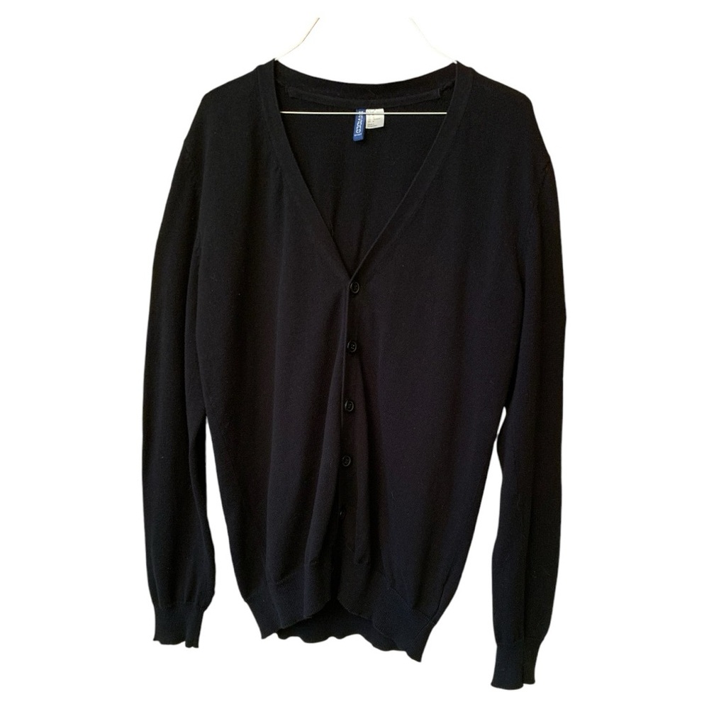 Black DIVIDED by H&M cardigan, Size M. Soft, versatile, perfect for layering.